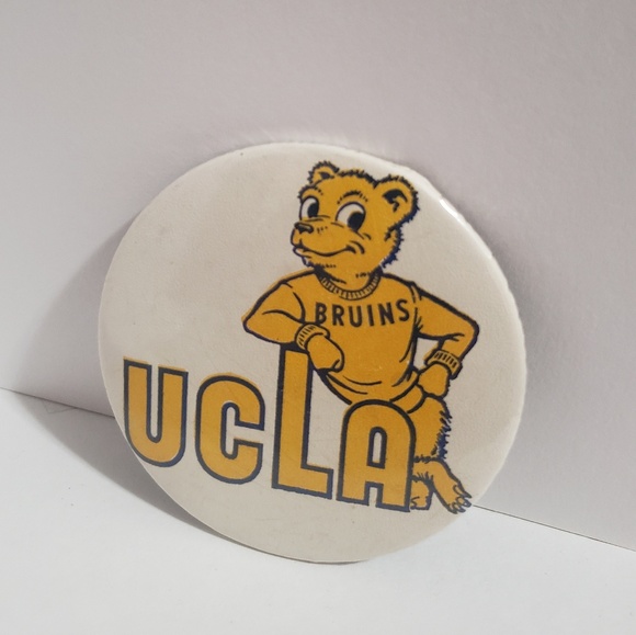 UCLA Other - Vintage UCLA Bruins Button